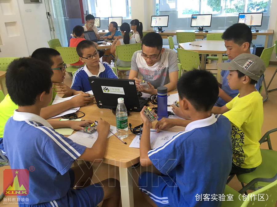 <a href='http://hzshdk.com' target='1' style='font-size:14px; font-weight:bold; color:#0080ff;'>創(chuàng)客實驗室</a>