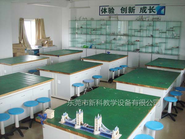 <a href='http://hzshdk.com/chanpinyiji/37-1.html' target='1' style='font-size:18px; font-weight:bold; color:#ff0000;'>通用技術實驗室設備</a>