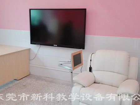 <a href='http://hzshdk.com' target='1' style='font-size:14px; font-weight:bold; color:#0080ff;'>心理咨詢室</a>布置